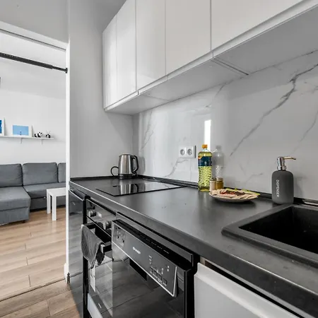 Mokotow - 14th Floor, Balcony - By Rentujemy