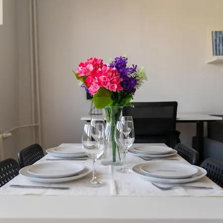 Mokotow - 14th Floor, Balcony - By Rentujemy Warschau