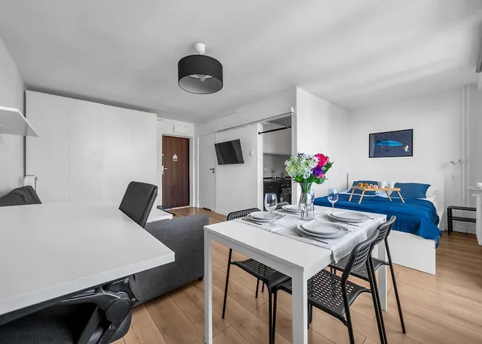 Mokotow - 14th Floor, Balcony - By Rentujemy *